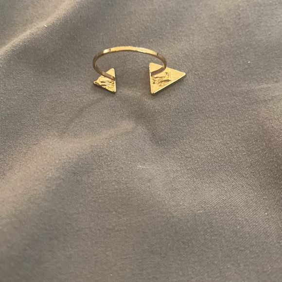 Vintage Triangles ring/toe ring. Double triangle ring/toe ring. - Picture 5 of 14